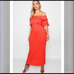 Plus off shoulder ruffle maxi dress
